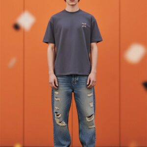 grey t-shirt 3