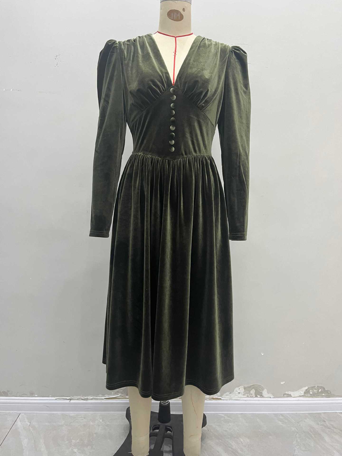 PQ2509081 green velvet dress, supplied dress-form front photo in the original setting
